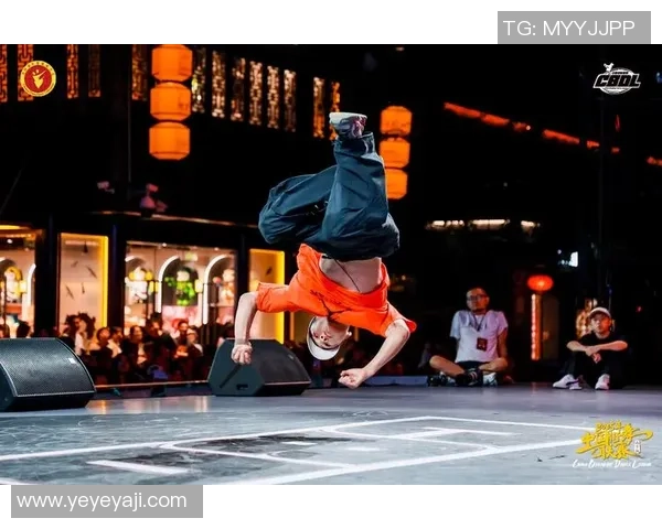 南京街舞队与西安街舞队赛后复盘分析意识碰撞与团队协作的深度探讨 南京街舞队与西安街舞队赛后复盘分析意识碰撞与团队协作的深度探讨